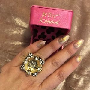 Large Betsey Johnson cocktail ring